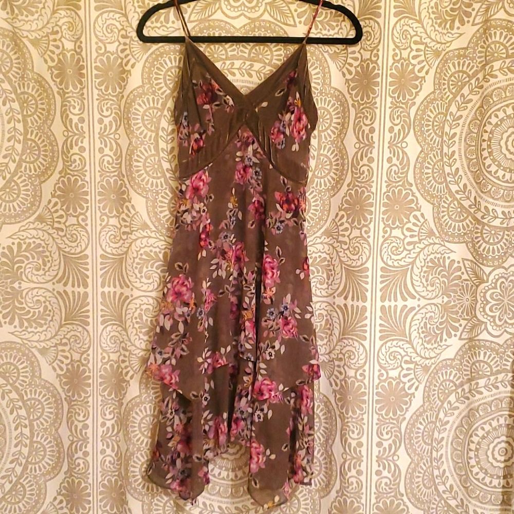 White House Black Market floral chiffon dress